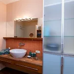 Stunning Apartment. Garage. Security. Mokotow Area * Varšava