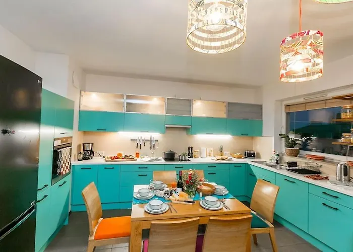 Stunning Apartment. Garage. Security. Mokotow Area