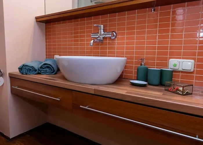 Stunning Apartment. Garage. Security. Mokotow Area Apartman *