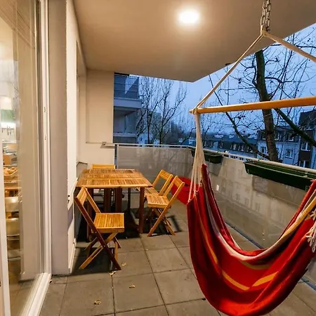 アパート Stunning Apartment. Garage. Security. Mokotow Area ワルシャワ