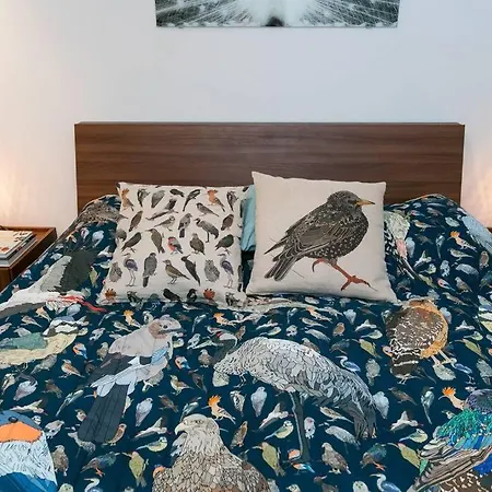 Stunning Apartment. Garage. Security. Mokotow Area アパート ワルシャワ